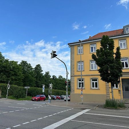 Bella Casa - Business&Family - 2 Zimmer Direkt Neben Schloss, Parkplatz, Smarttv, Netflix, Waschmaschine, 24H Checkin, 71Qm, Kingsizebett, Hotelbettwaesche لودفيغسبرغ المظهر الخارجي الصورة