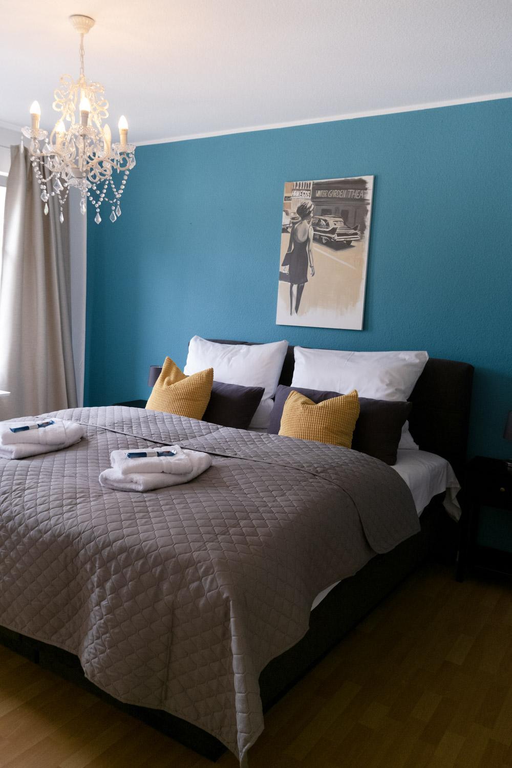 Bella Casa - Business&Family - 2 Zimmer Direkt Neben Schloss, Parkplatz, Smarttv, Netflix, Waschmaschine, 24H Checkin, 71Qm, Kingsizebett, Hotelbettwaesche لودفيغسبرغ المظهر الخارجي الصورة