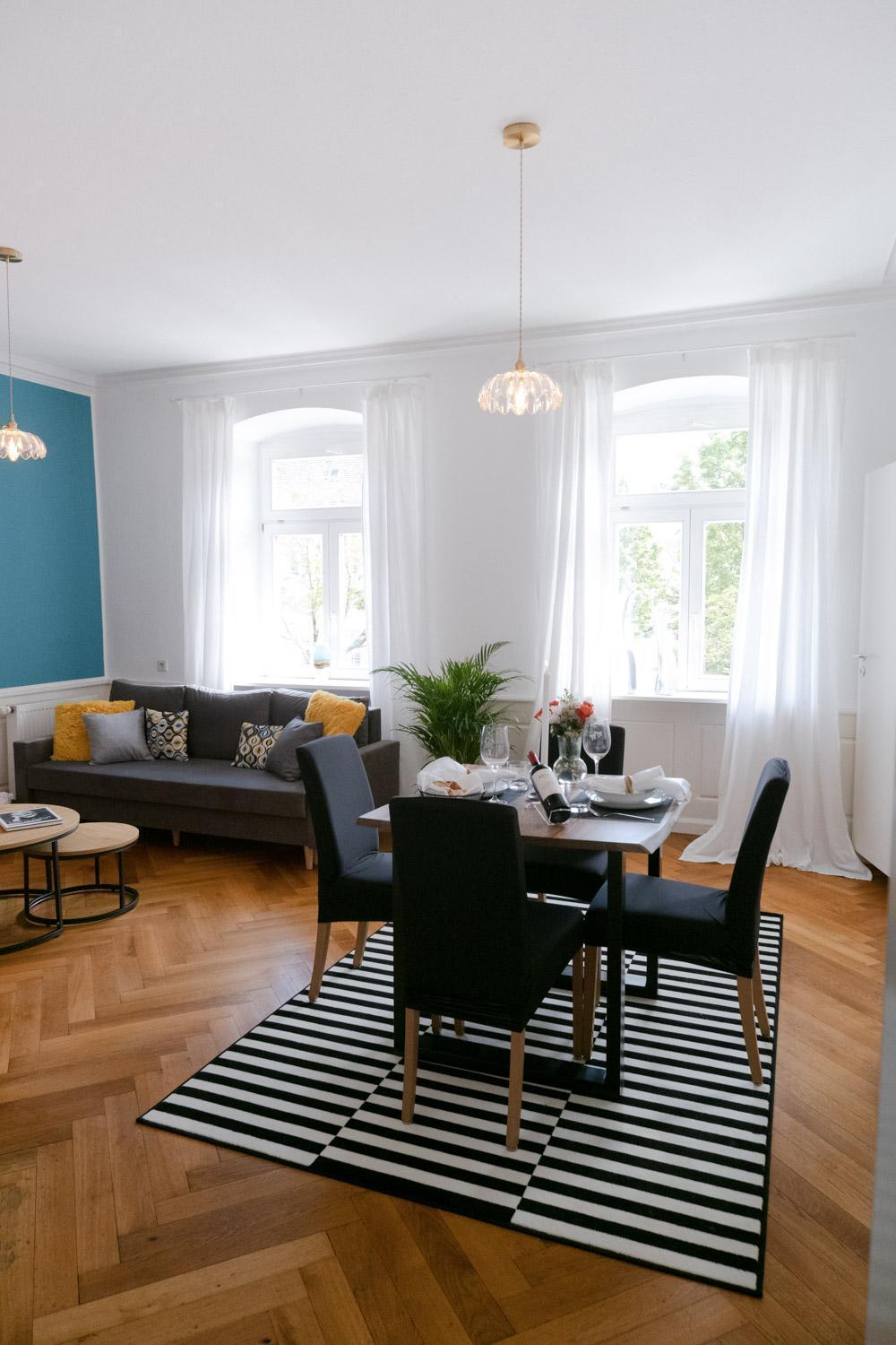 Bella Casa - Business&Family - 2 Zimmer Direkt Neben Schloss, Parkplatz, Smarttv, Netflix, Waschmaschine, 24H Checkin, 71Qm, Kingsizebett, Hotelbettwaesche لودفيغسبرغ المظهر الخارجي الصورة